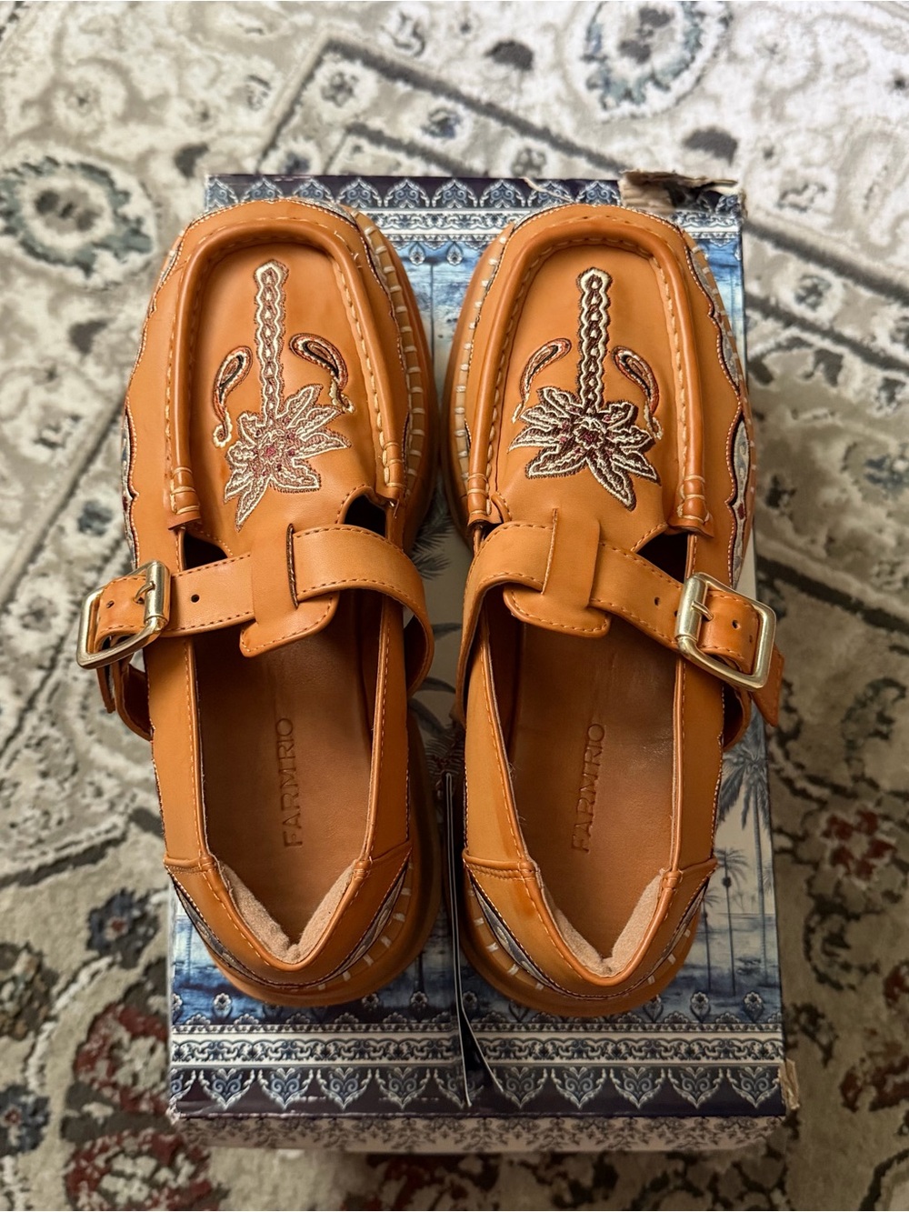 FARM RioEmbroidered Platform Loafers - Picture 3 of 5